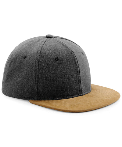 Suede peak snapback | vintage black