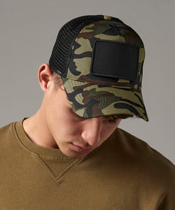 Patch snapback trucker | black