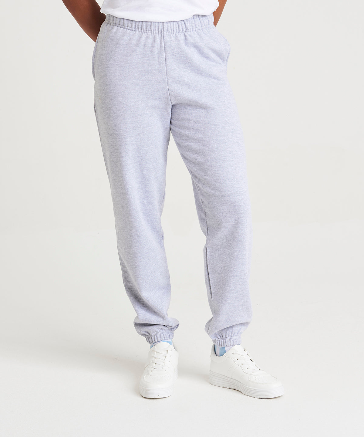 College cuffed sweatpants | deep black