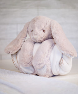 Rabbit and blanket | cream