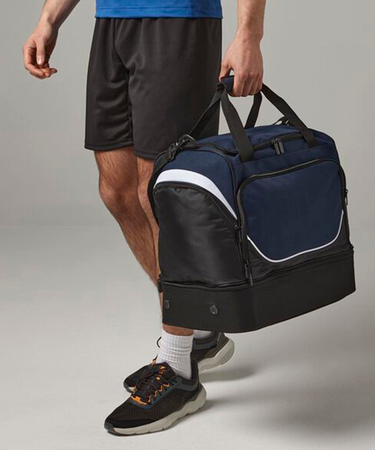 Pro team hardbase holdall | french navy/black/white