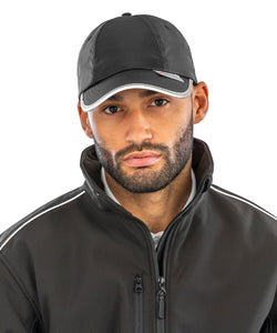 High-viz cap | black