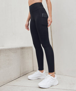 Core pocket legging | black