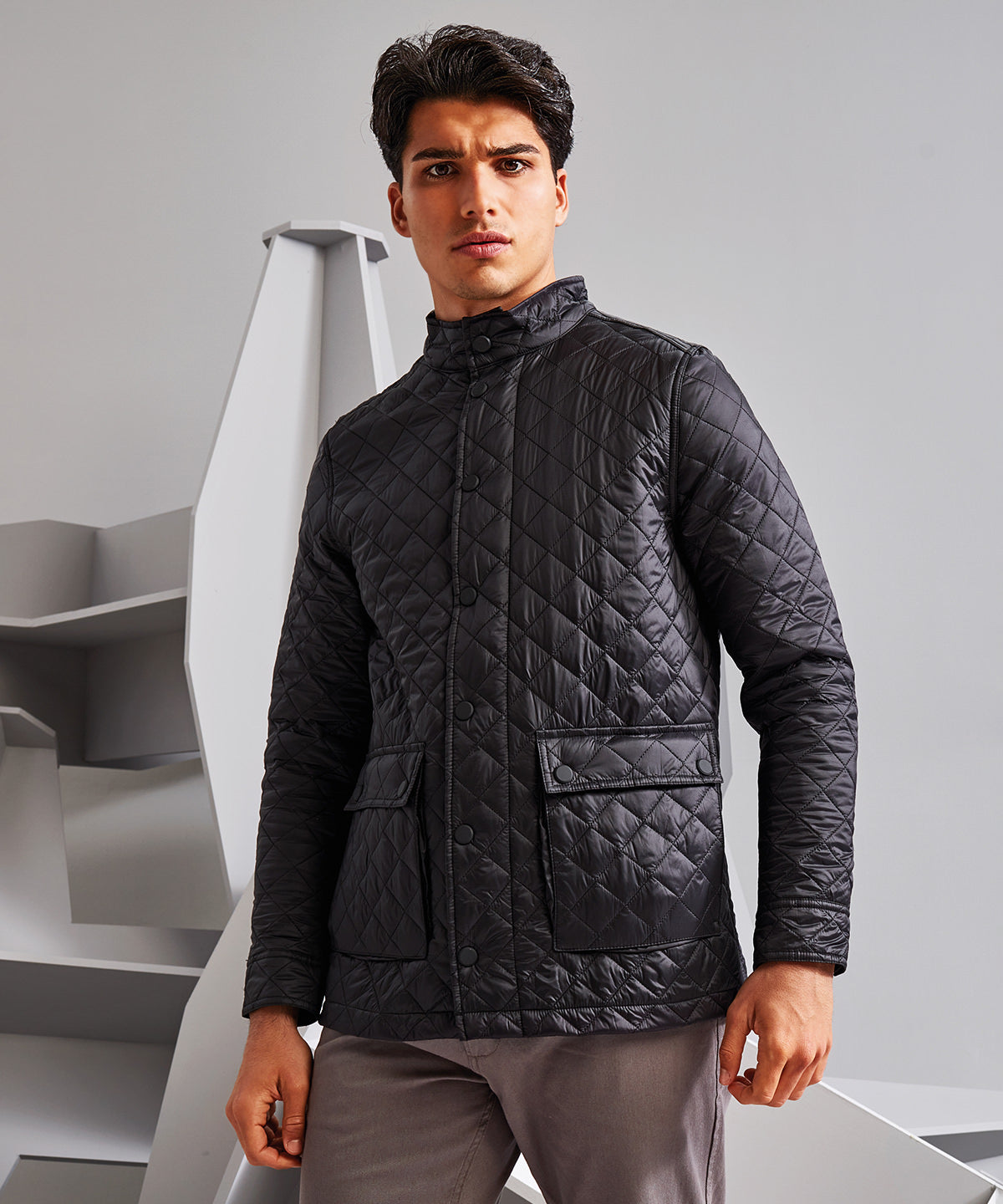 Quartic quilt jacket | black