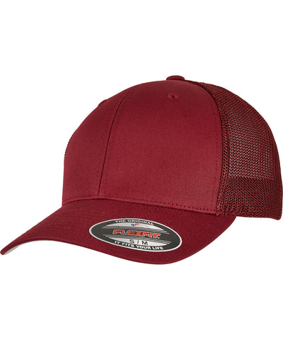 Flexfit mesh trucker | cranberry