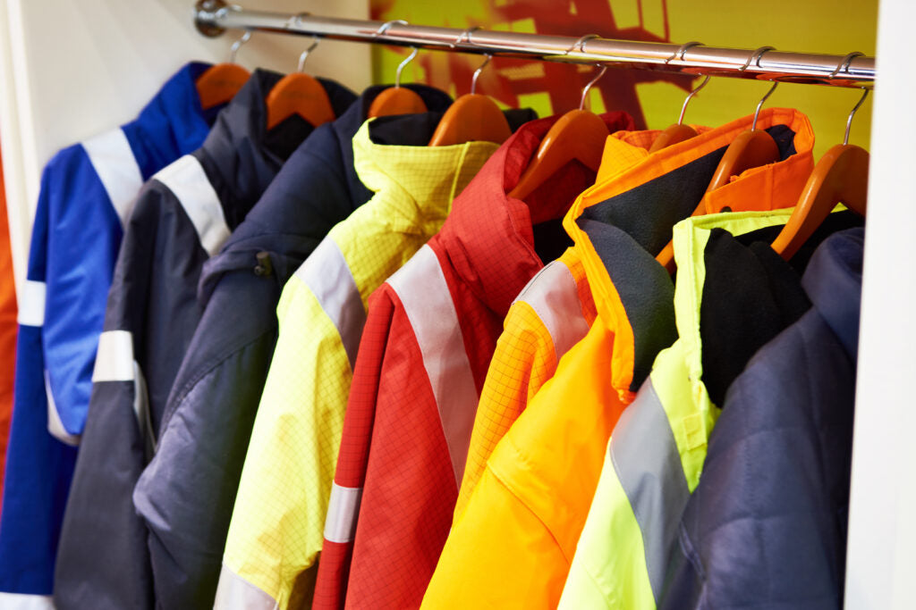 How to Choose the Right Workwear for Your Staff?