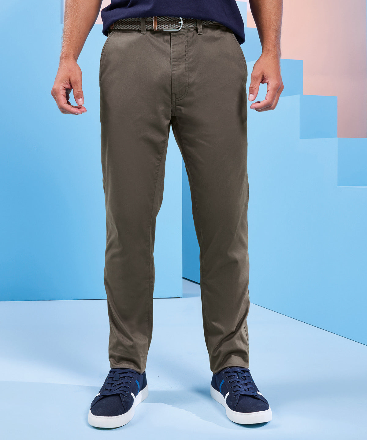 Mens Classic fit chinos | black