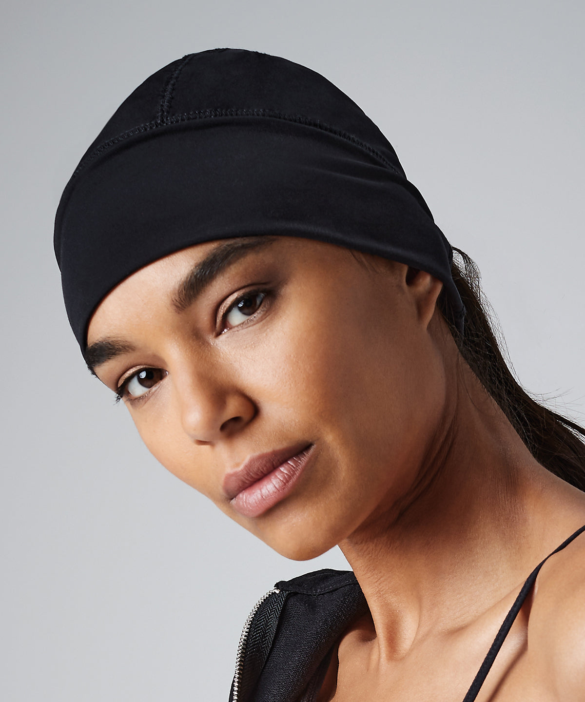 Softshell sports tech beanie | Black