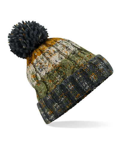 Corkscrew pom pom beanie | autumn moss