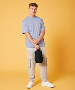 Recycled essentials wash bag | black