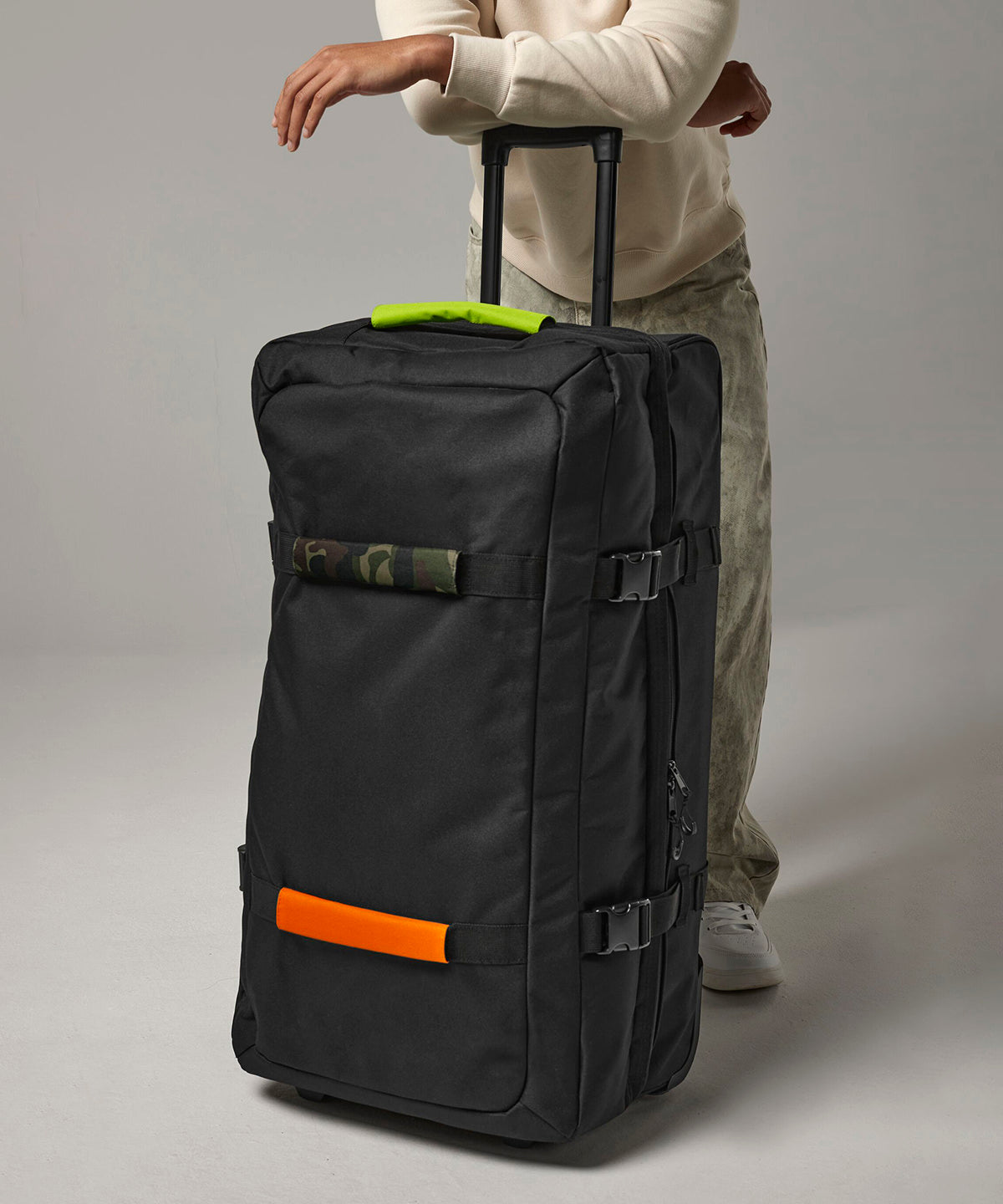 Escape handle wrap | yellow