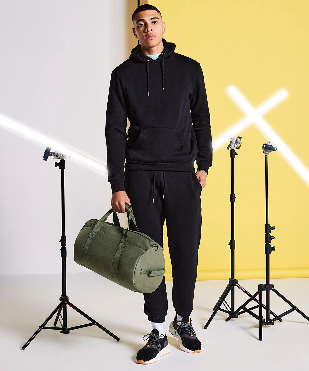Vintage canvas barrel bag | vintage black