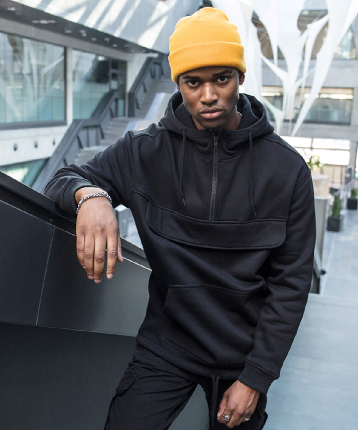Sweat pullover hoodie | black