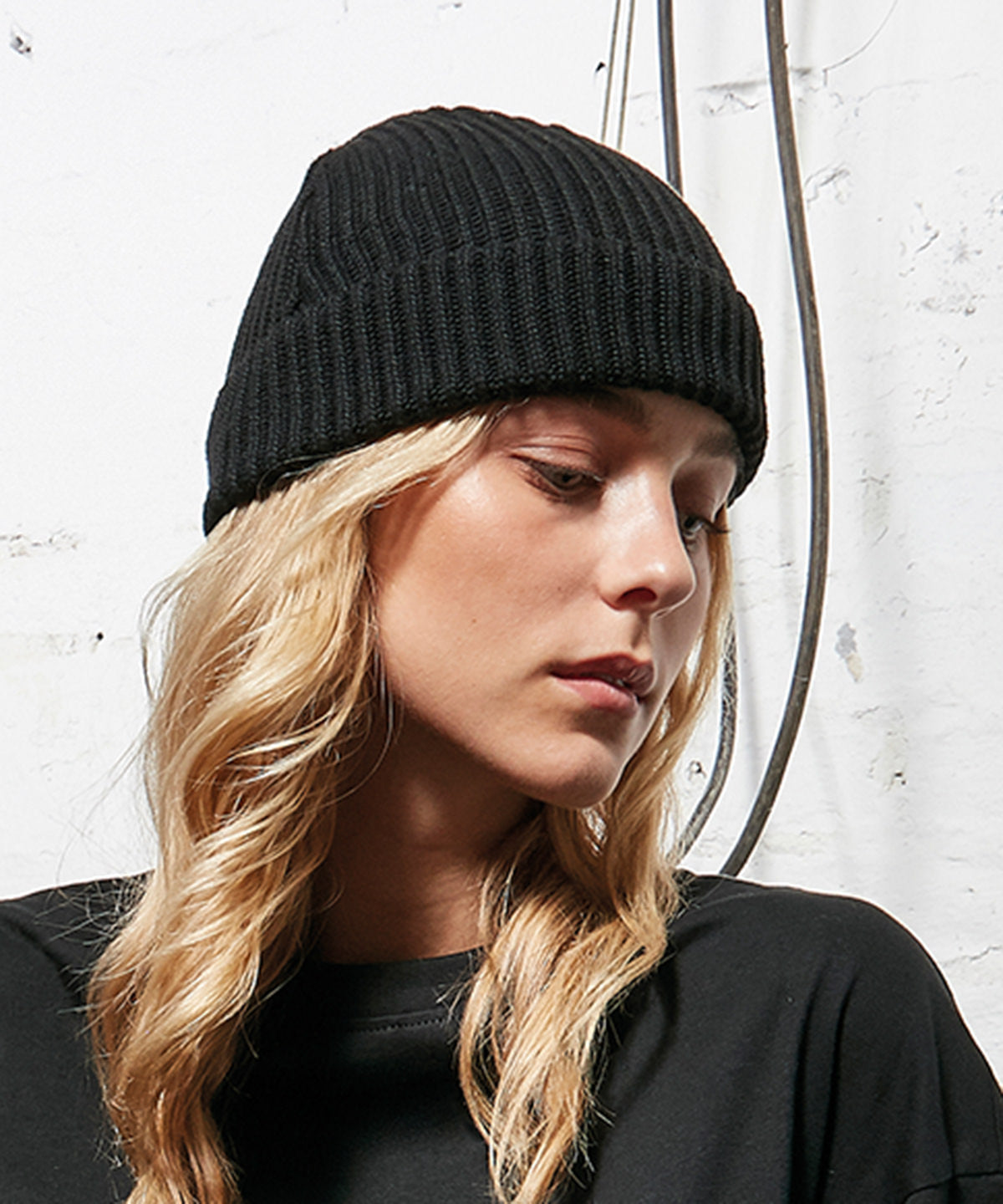 Recycled yarn fisherman beanie | black