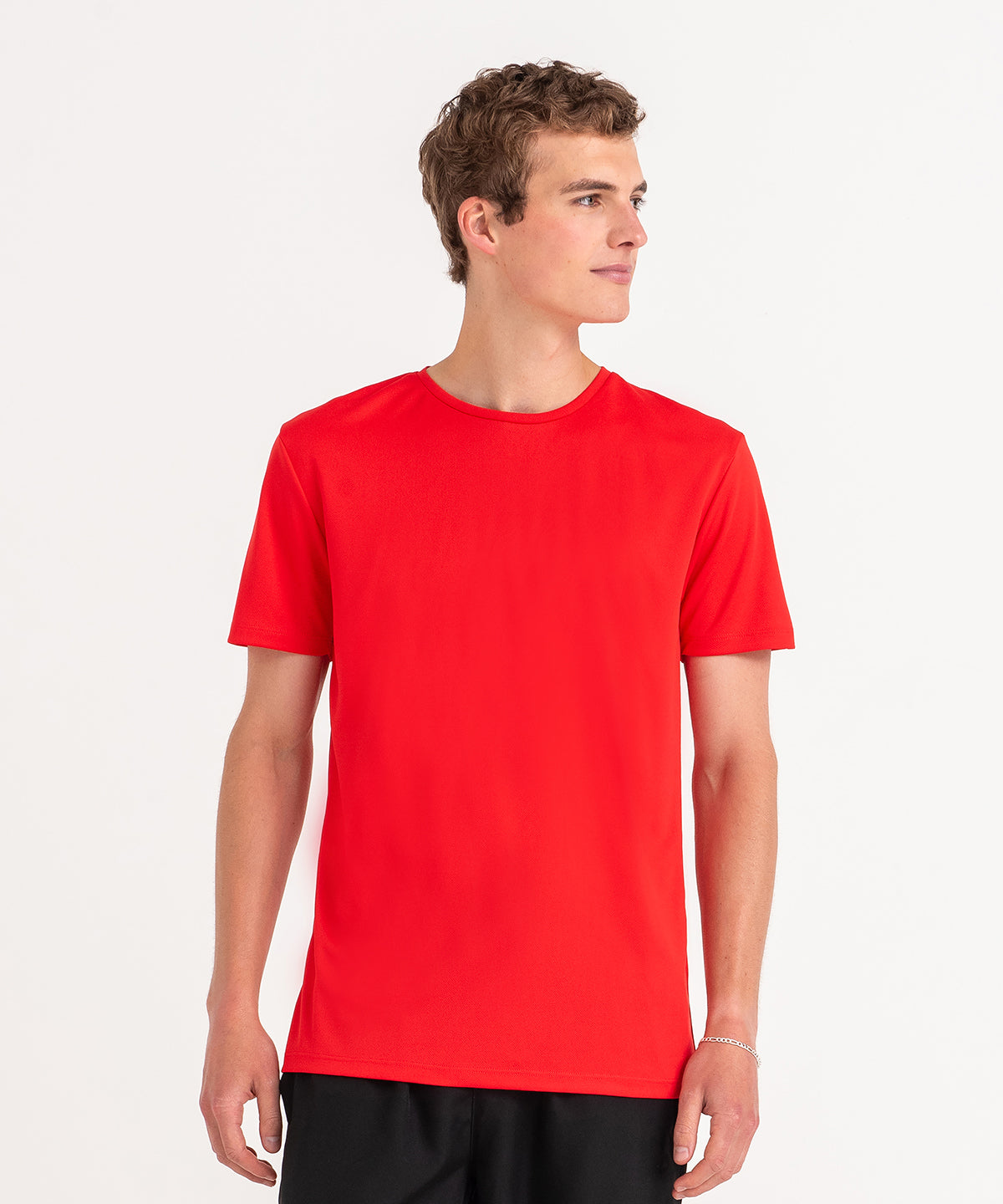 Ambaro recycled sports tee | jet black