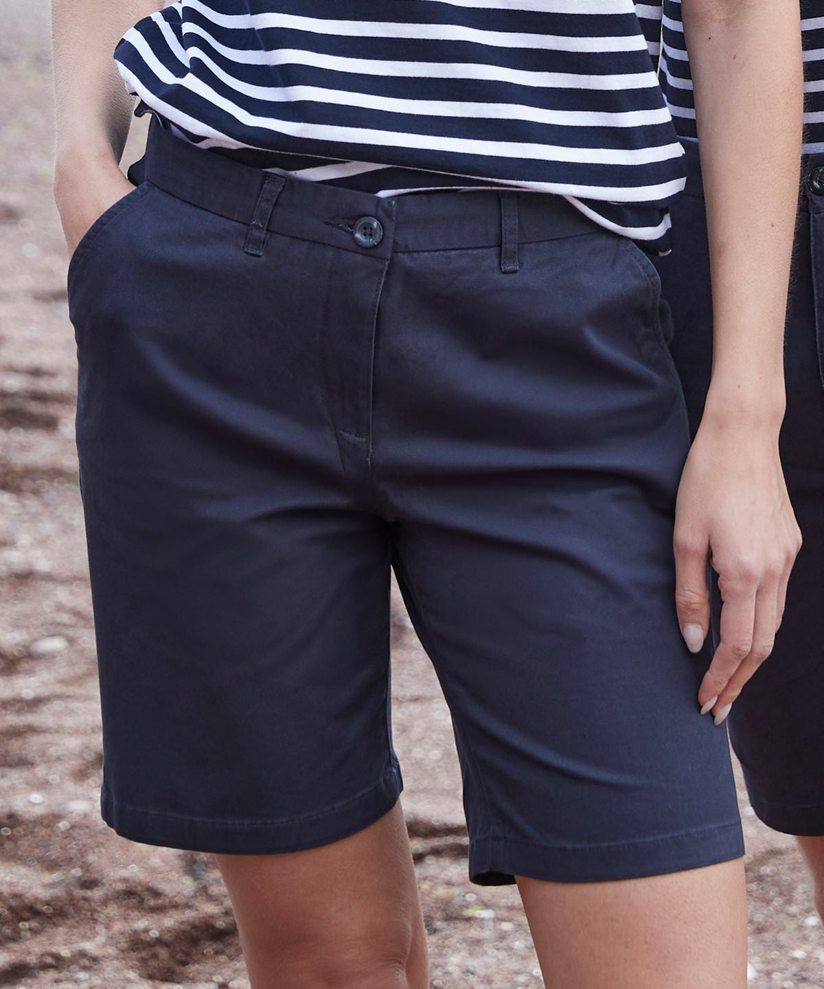 Womens stretch chino shorts | navy