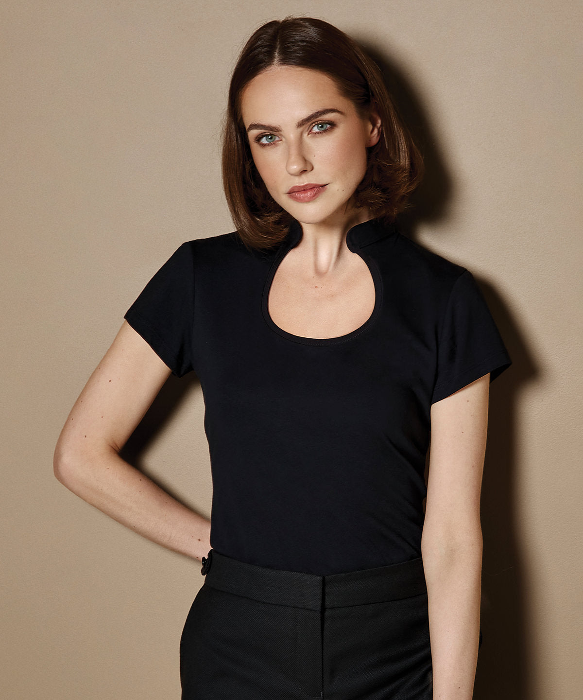 Womens corporate top keyhole neck (regular fit) | black