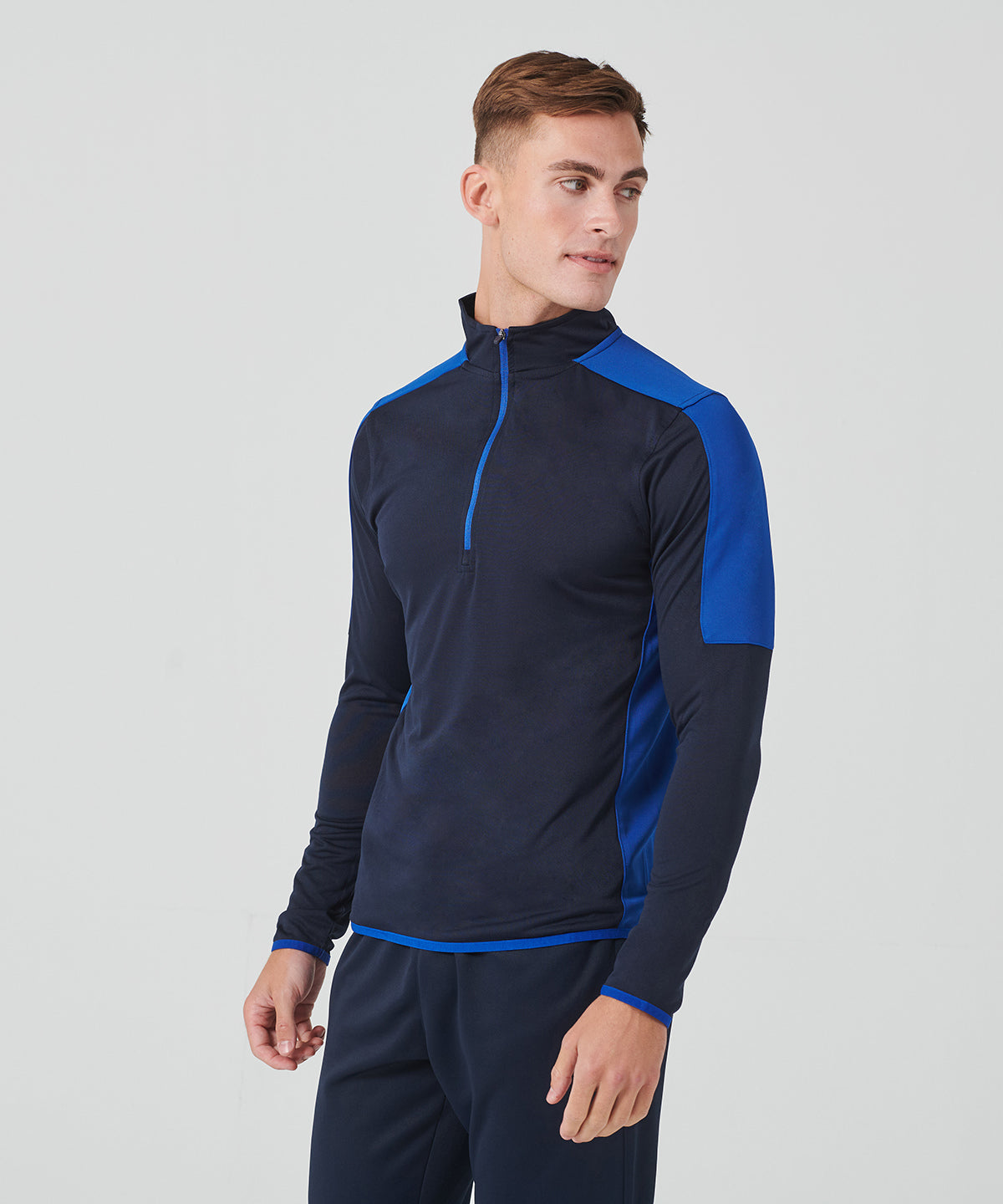 zip mid-layer with contrast panelling | black/red