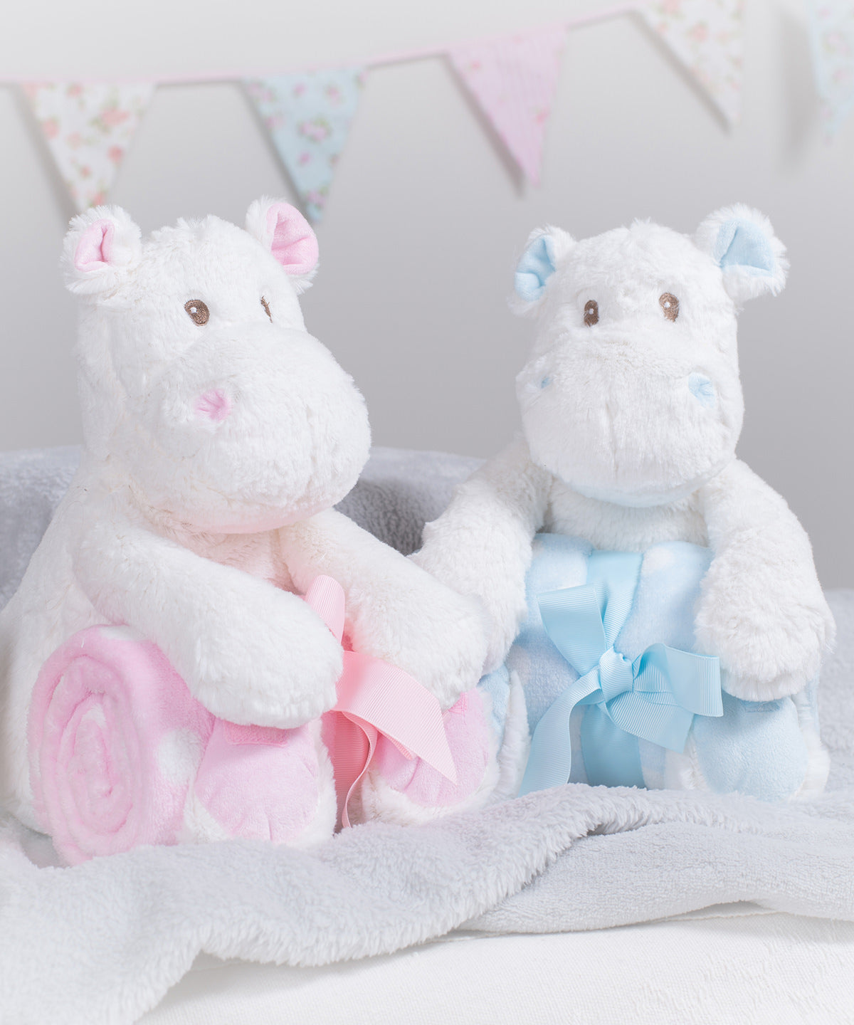 Hippo with blanket | white/pink
