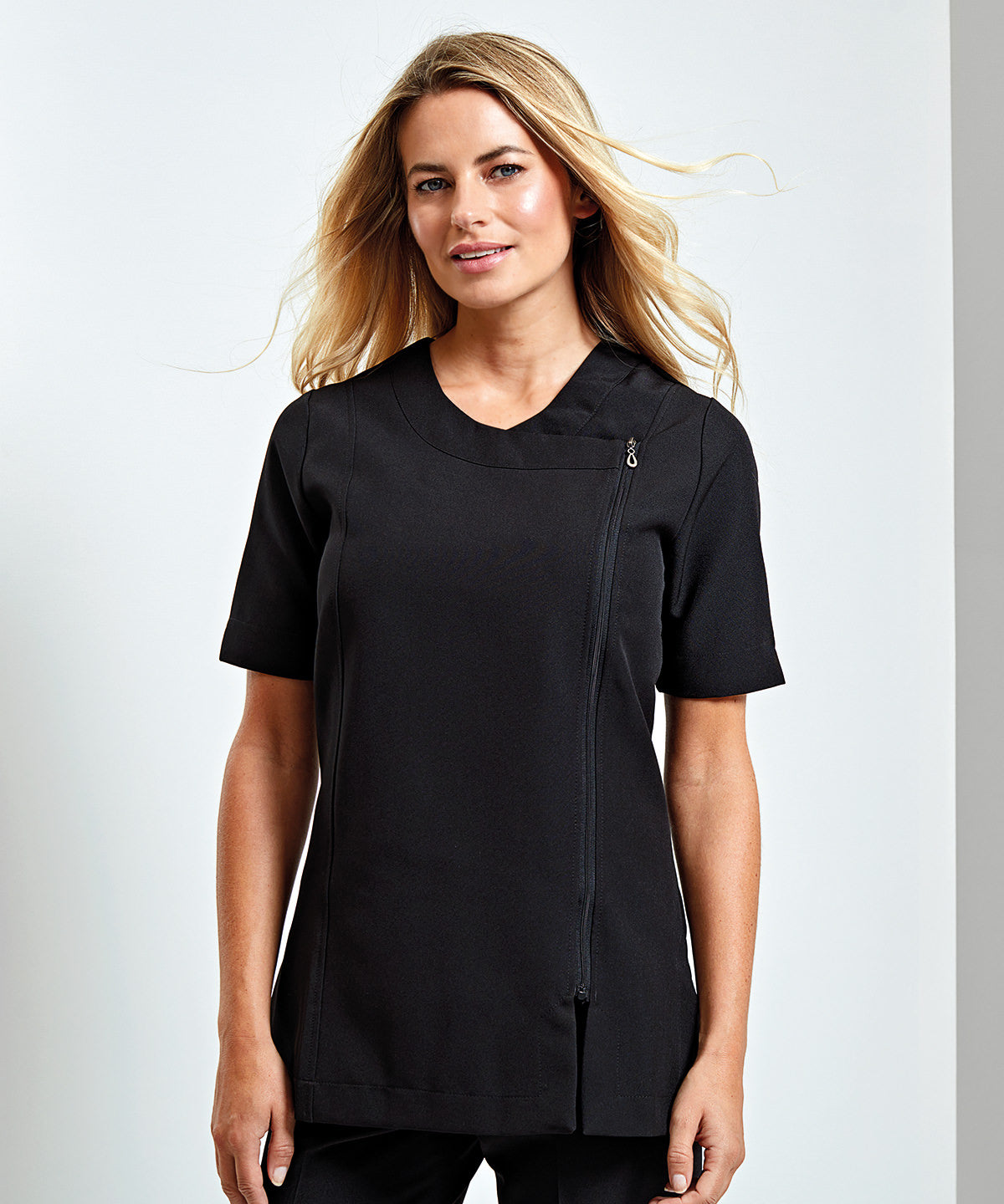 Camellia beauty and spa tunic | black