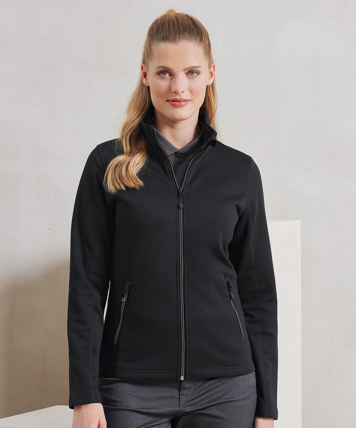 Womens spun dyed sustainable zip-through sweatshirt | black
