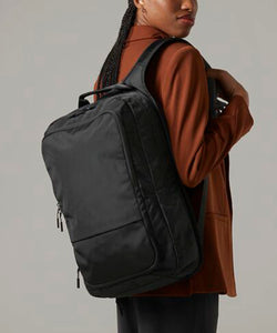 Pitch black 24 hour backpack | black