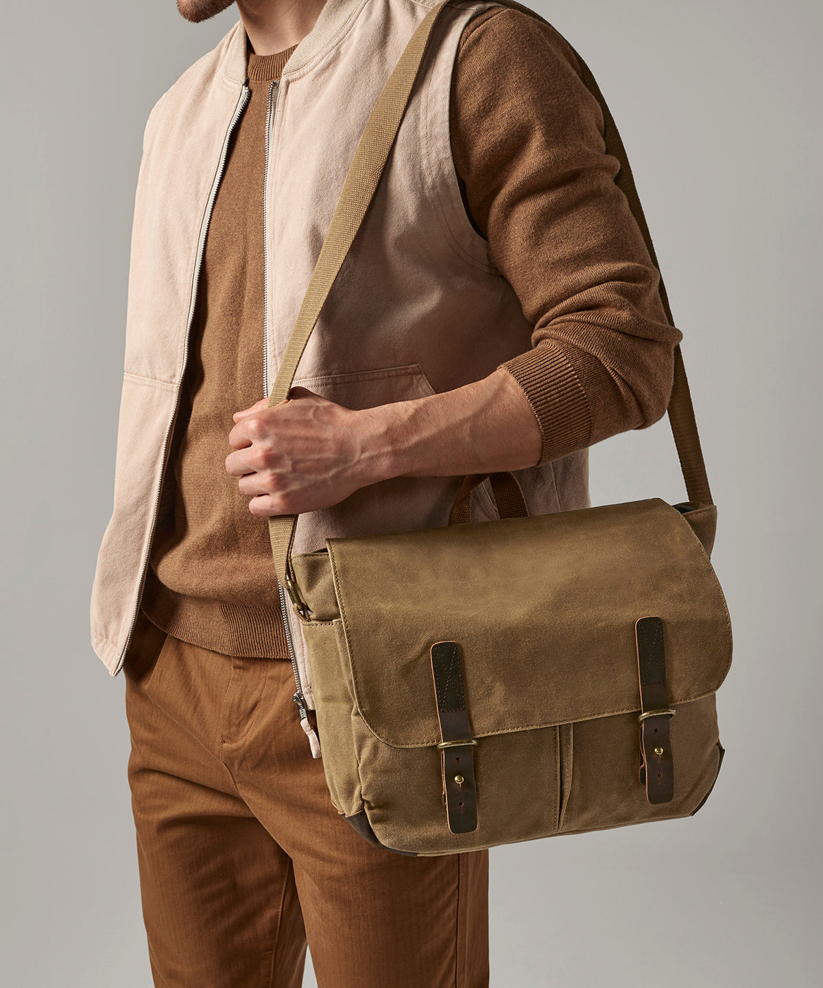 Heritage waxed canvas messenger | olive green