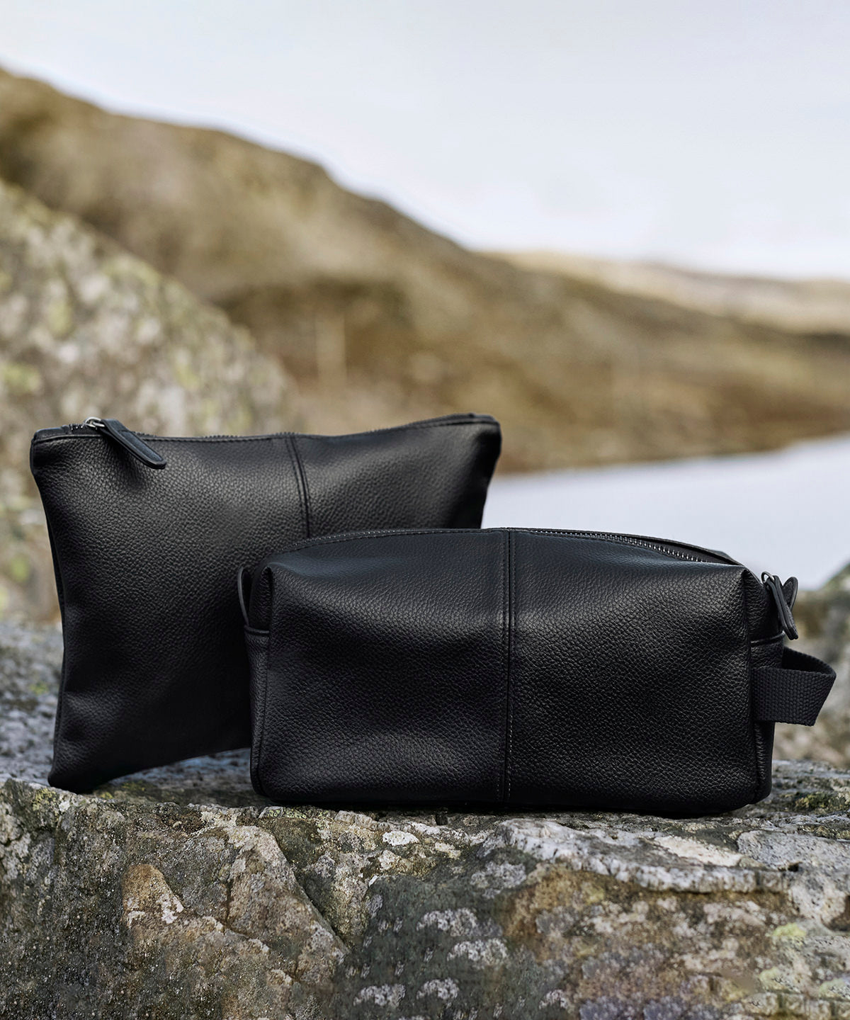 NuHide® washbag | black