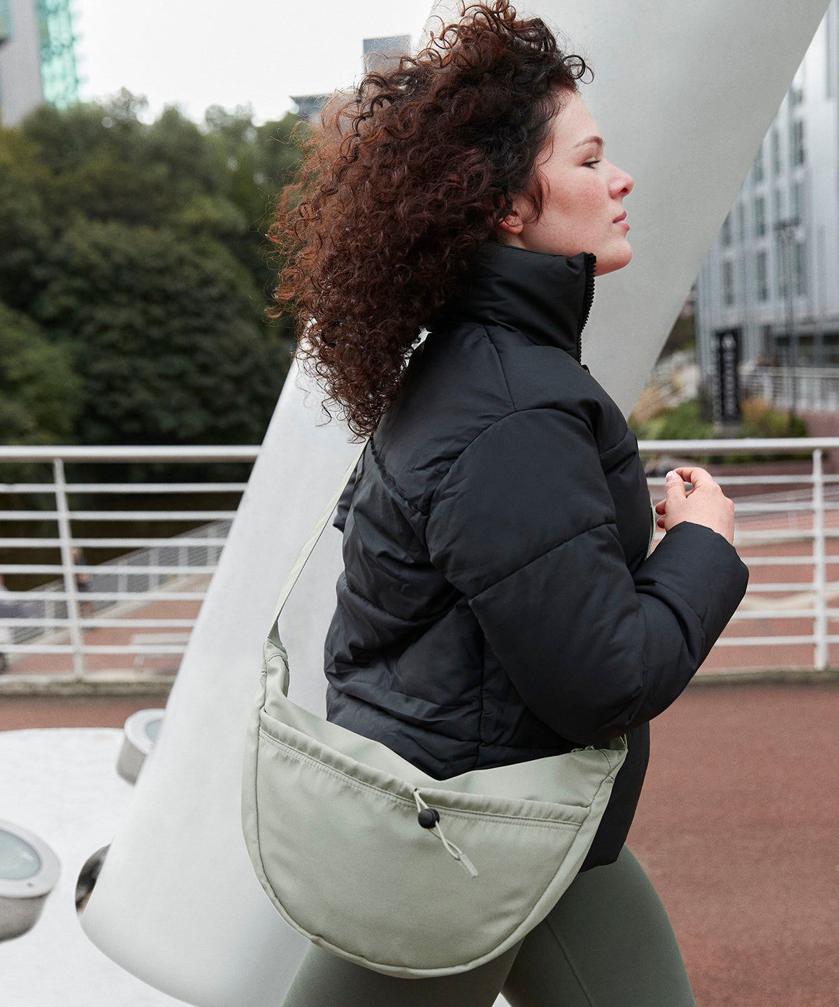 Studio cross-body bag | fresh green