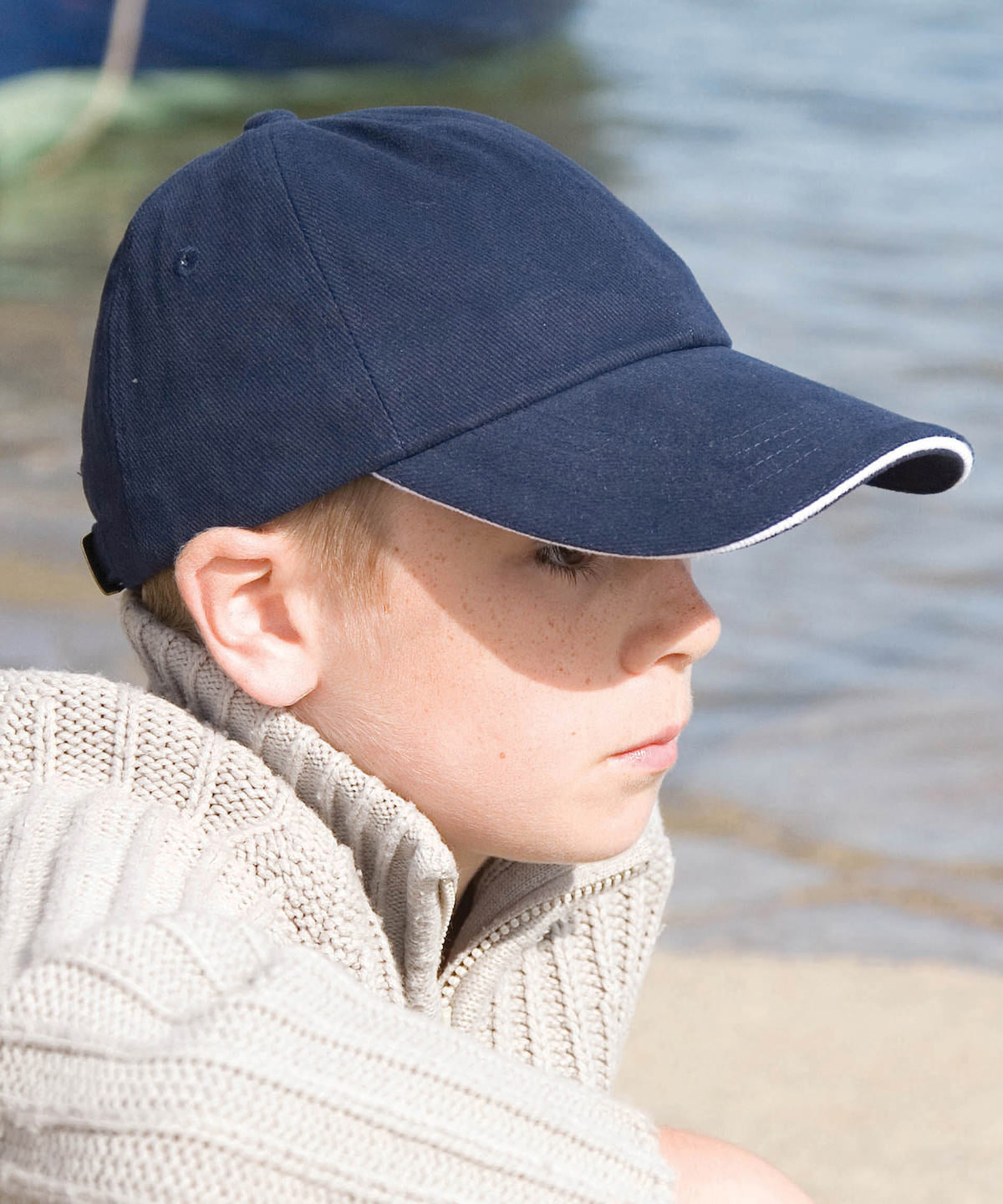 Junior low-profile heavy brushed cotton cap with sandwich peak | navy/white