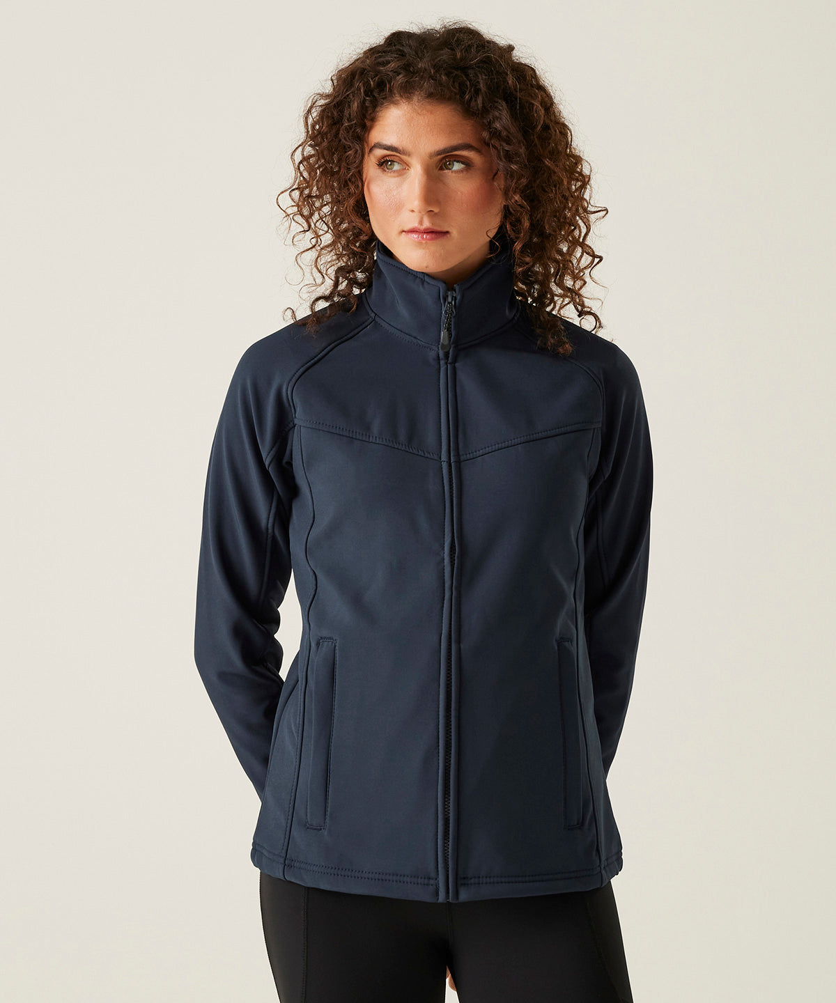 Womens Uproar softshell | all black