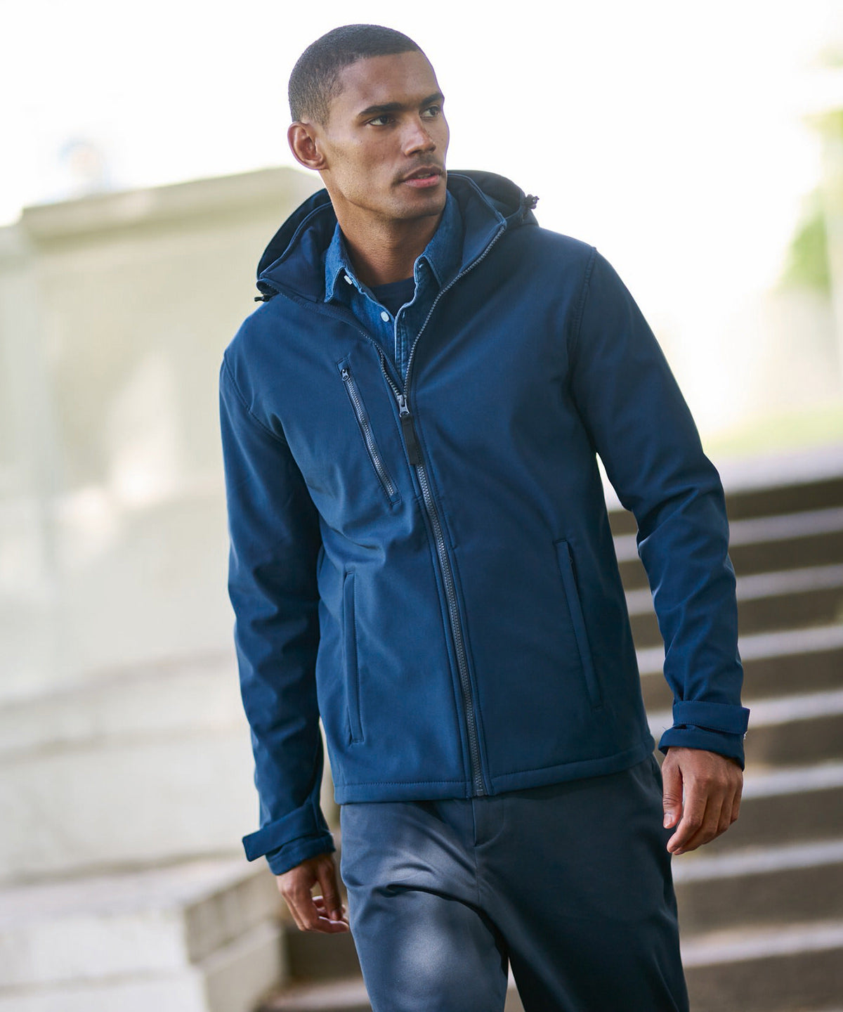 Venturer 3-layer hooded softshell jacket | black