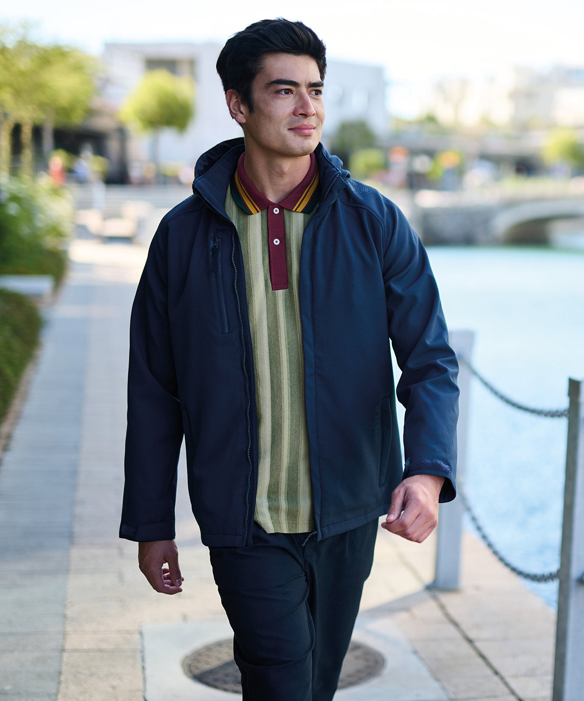Repeller softshell | black