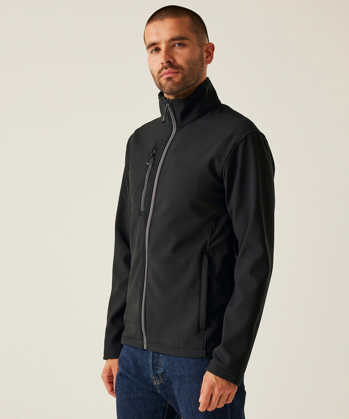 Honestly Made recycled softshell jacket | black