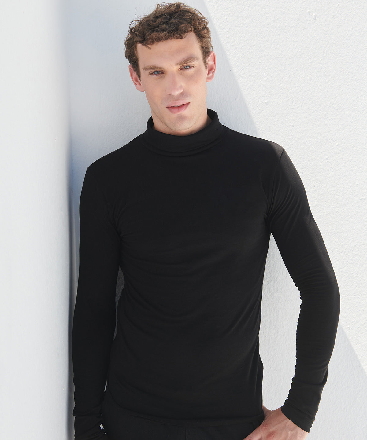 Feel good roll neck top | black