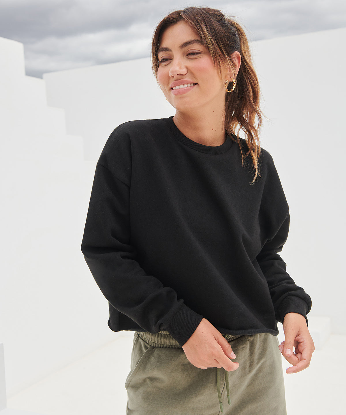 Womens cropped slounge sweat | black