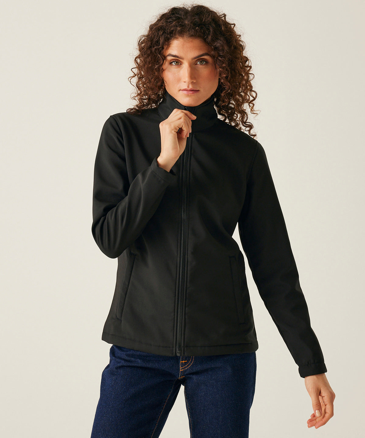 Womens Ablaze printable softshell | black/classic red
