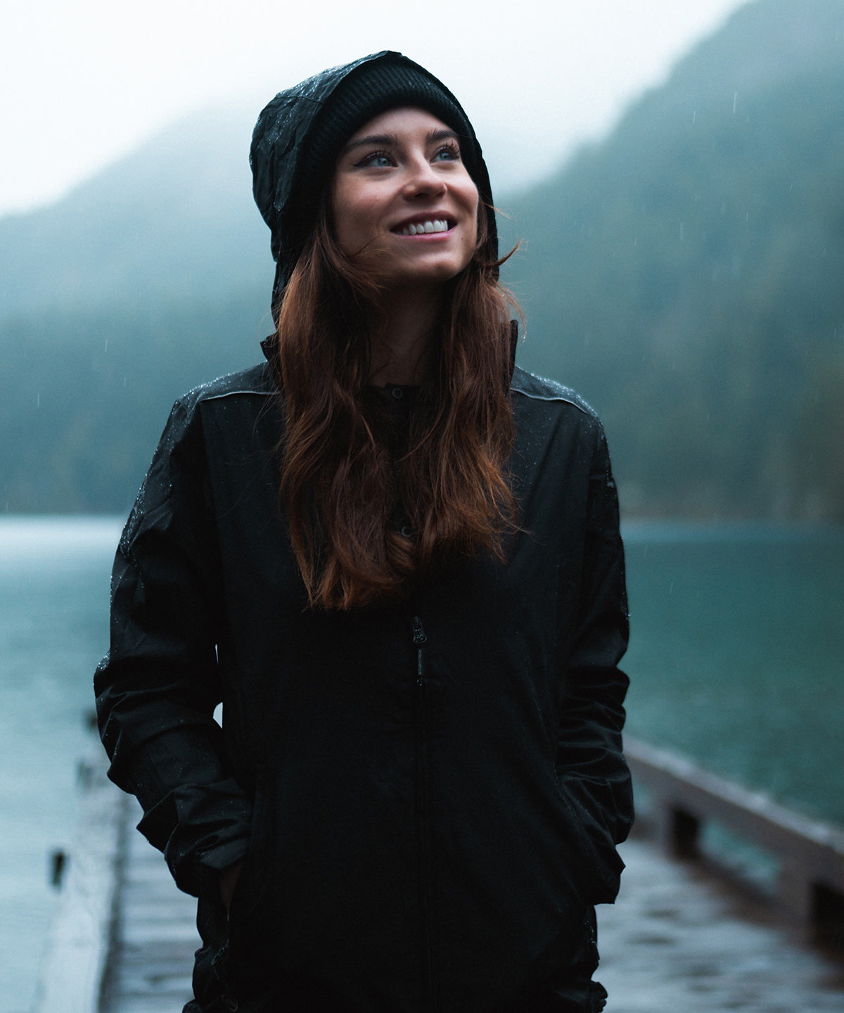 Womens Nautilus performance shell | black