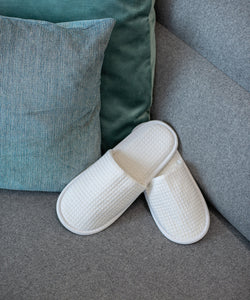 Waffle mule slippers | white