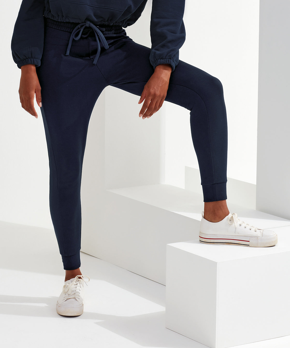 Womens TriDri® fitted joggers | black