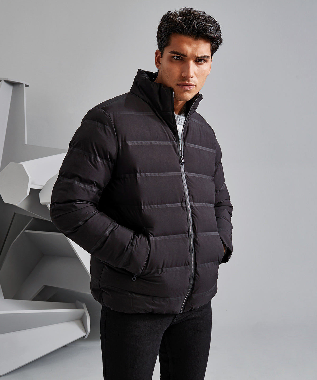 Welded padded jacket | black