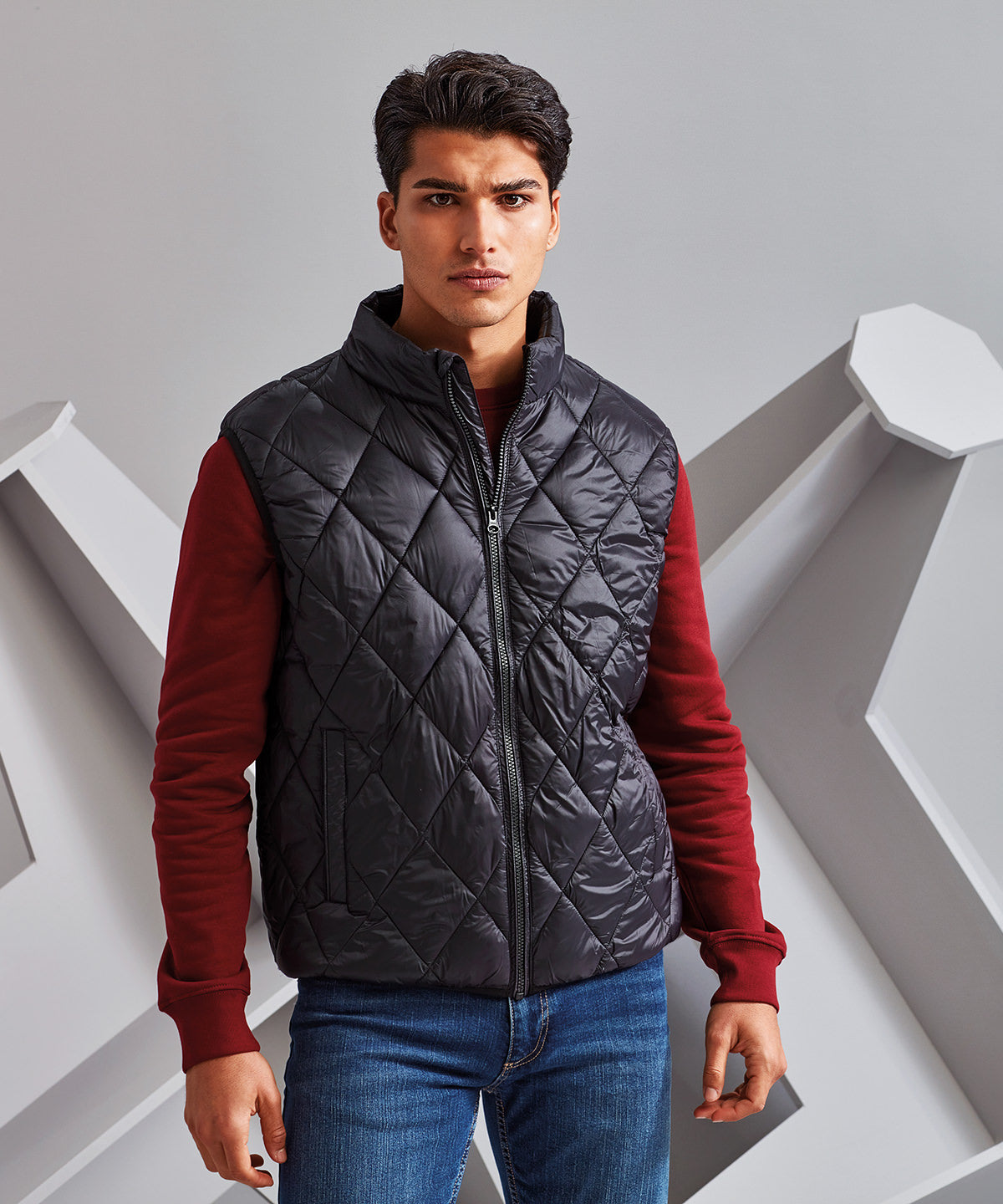 Diamond pane padded gilet | black