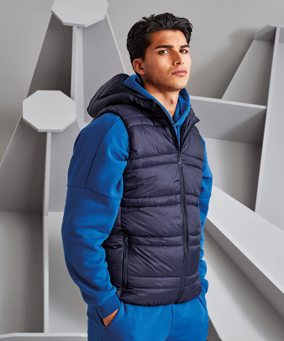 Latitude hooded bodywarmer | black